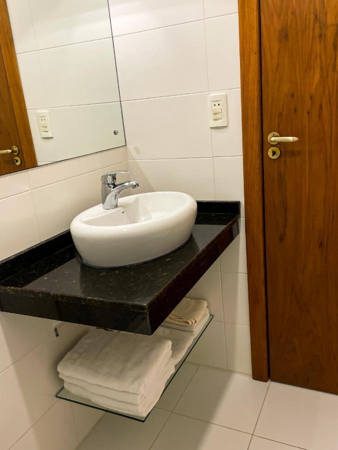 Apto 3 Quartos Centro *